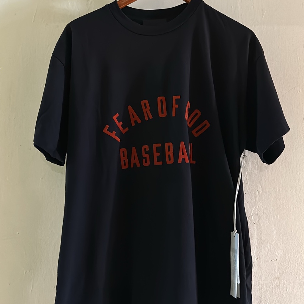 Fear of God Basketball Tee 'Vintage Black/Red' - Picture 1 of 10